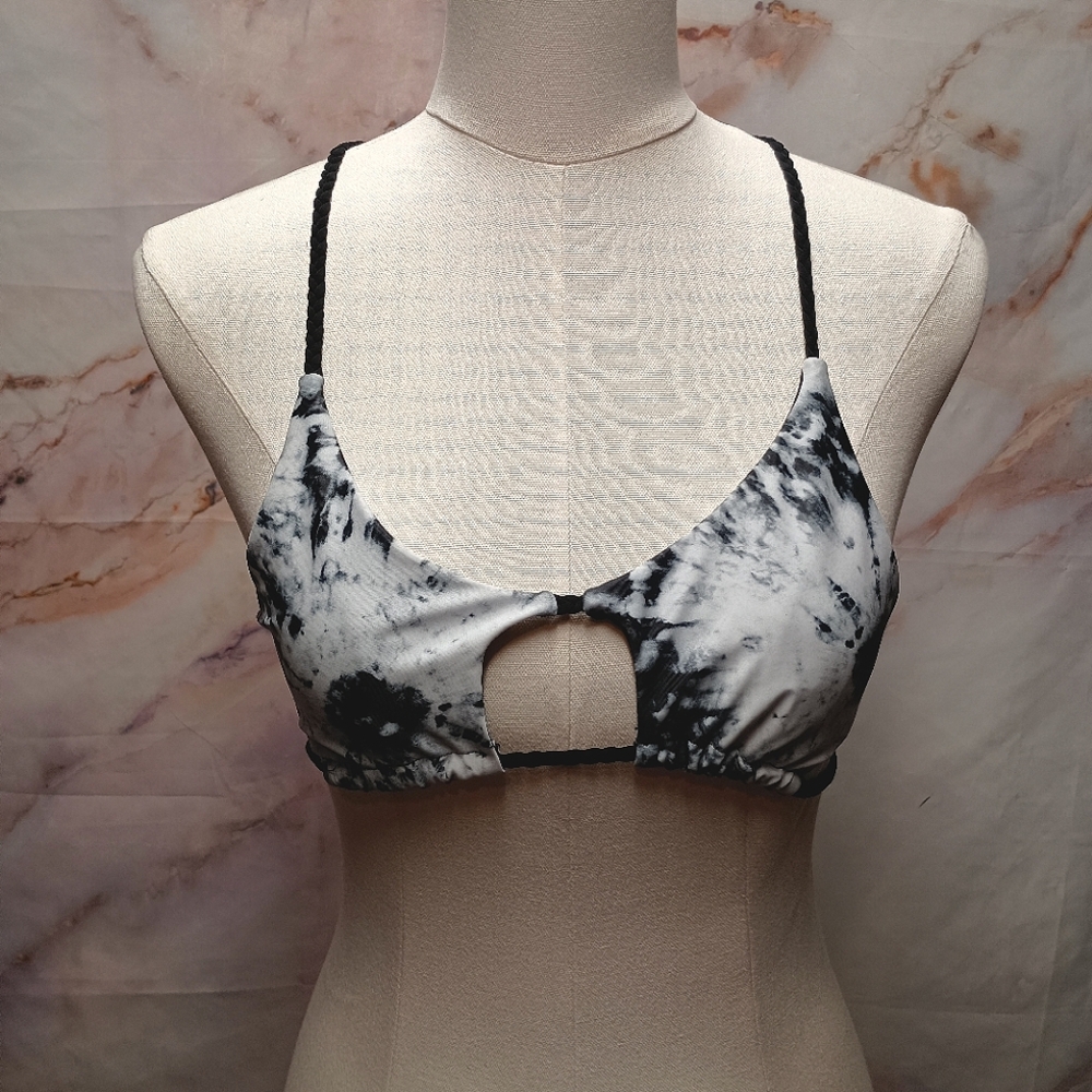 Zaful Women's Black And White Tie Dye Bikini Top Size 4 Small
